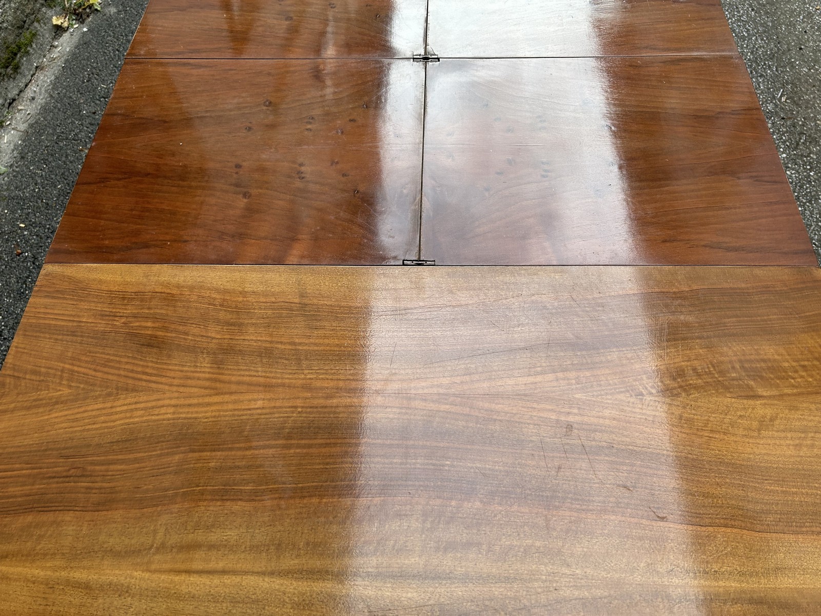 artdeco tisch antik ausziehbar nuss art deco Speisetisch massivholz antiquität brutalistisch Refugiumstisch