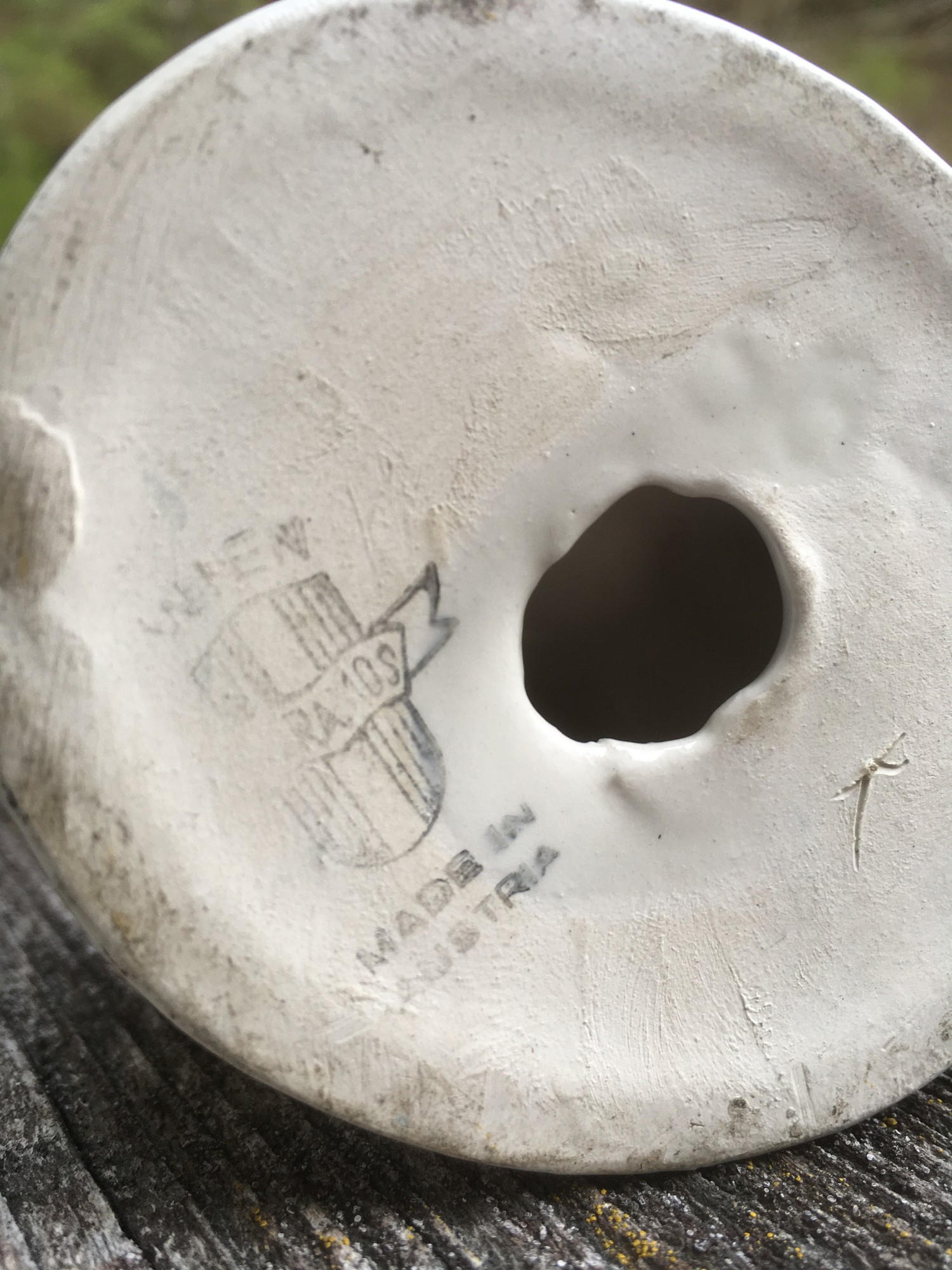 Keramos Wien "Zwei Blaumeisen auf einem Ast" Keramik Vögel