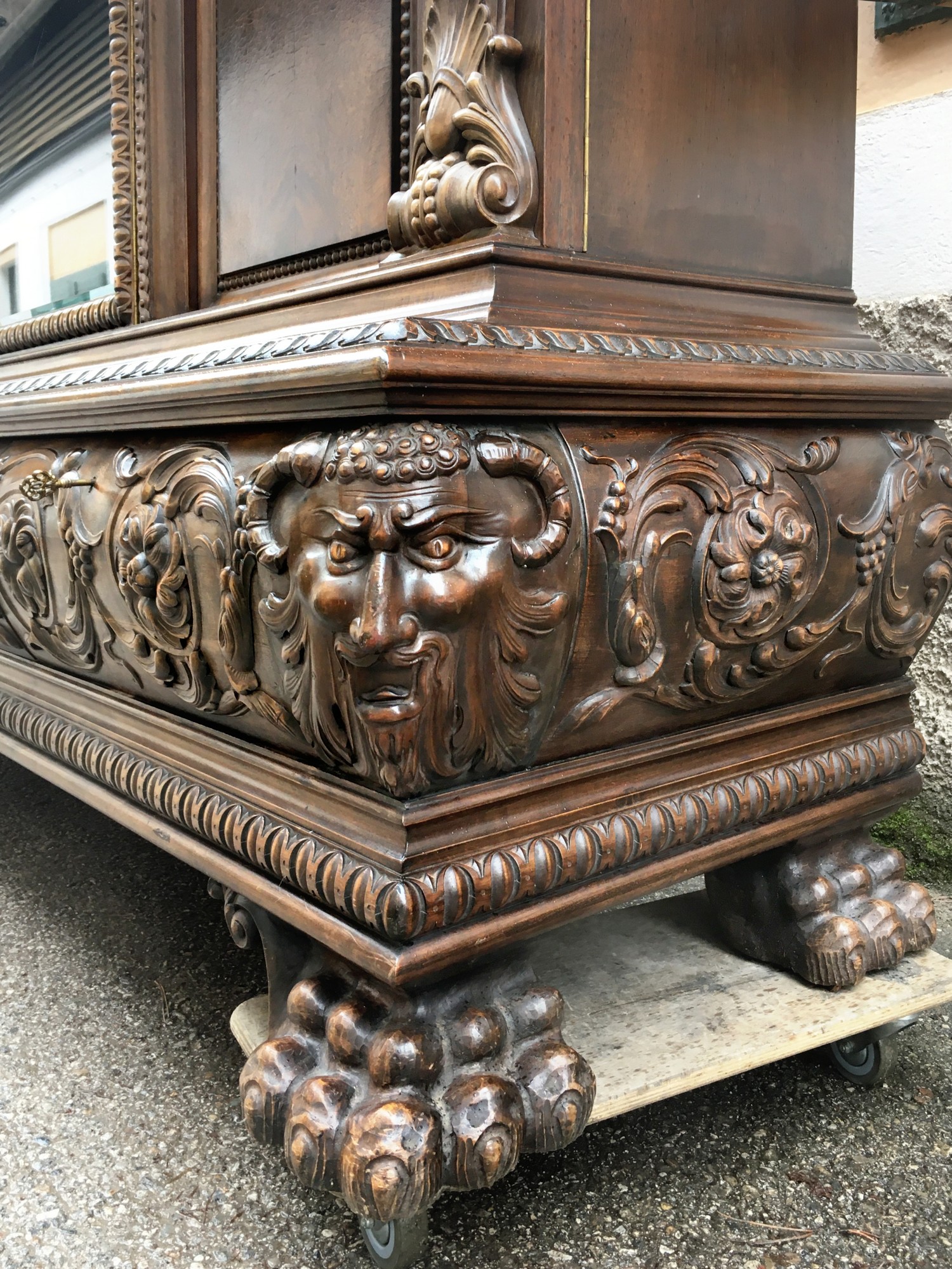 Antiker Herrenzimmer Schrank Nussbaum Schubladen