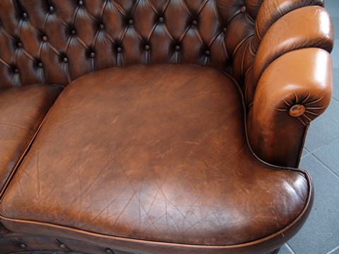Chestefield Sofa Leder braun