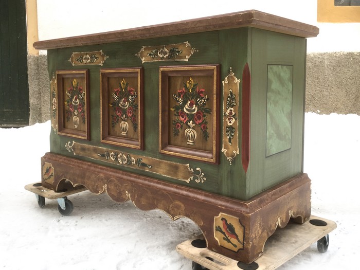 Bauerntruhe Voglauer grün