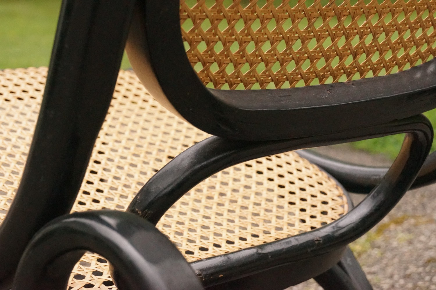 Thonet Schaukelstuhl schwarz Bugholz Schaukelsessel Original