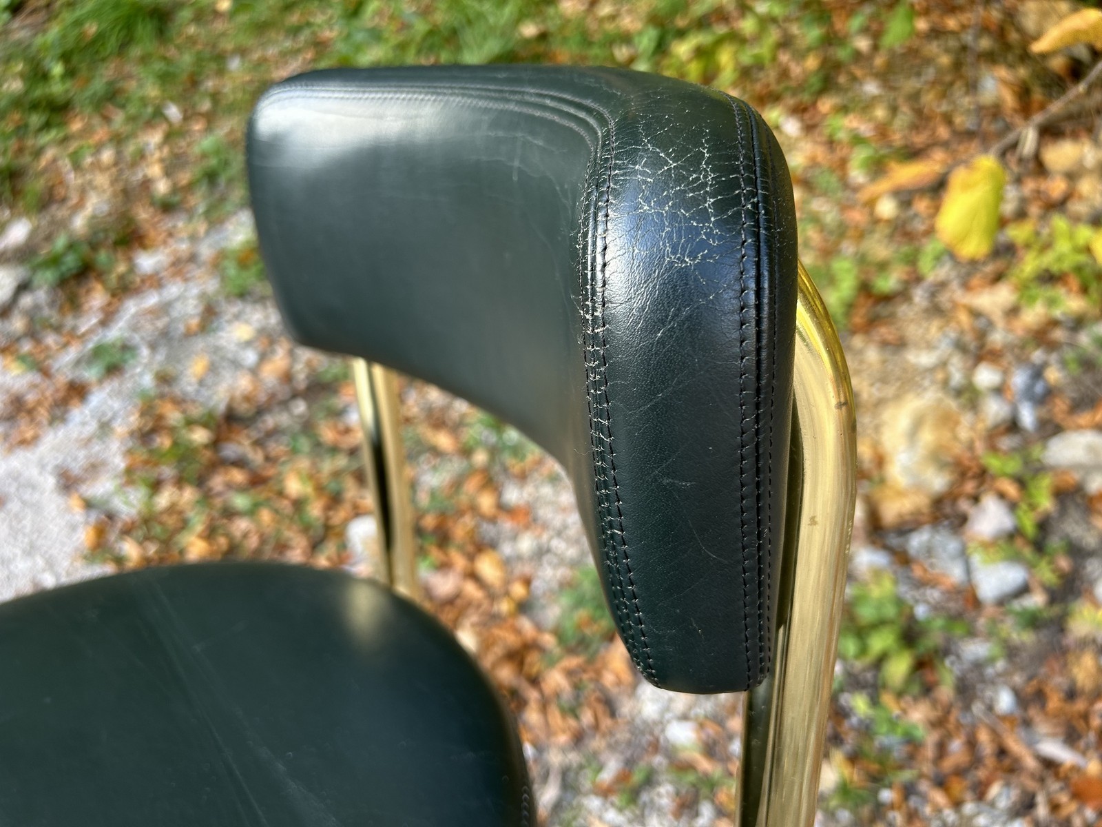 Barhocker Johanson Design Barstühle Gold Messing Leder grün Sweden Jupiter Original