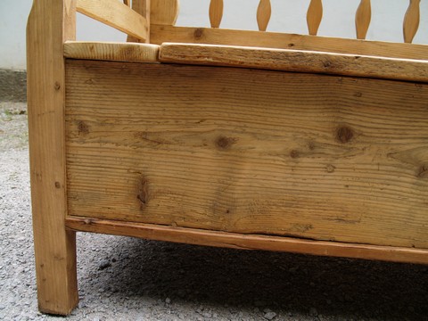 Vollholz Weinstuben Sitzbank antik