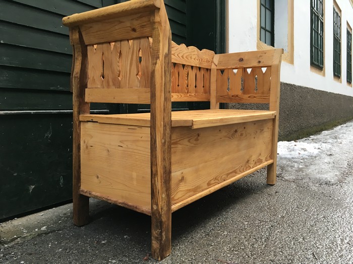 Landhaus Sitzbank