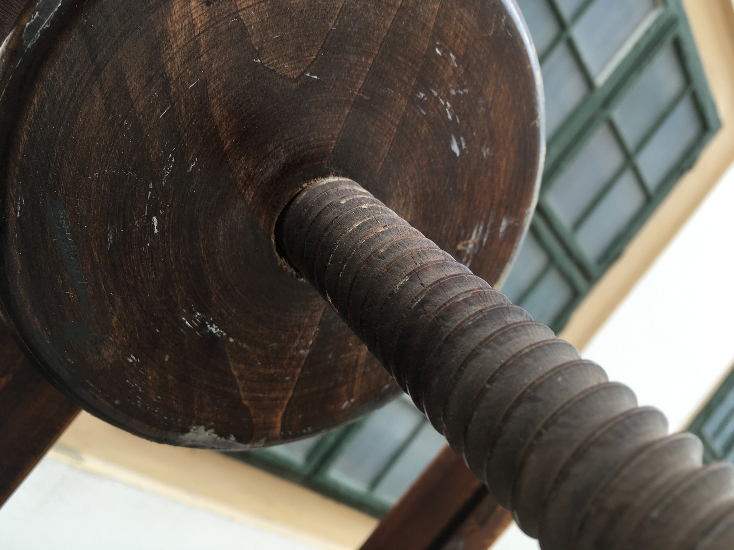 Staffelei Standstaffelei groß Holz mit Rollen fahrbar höhenverstellbar