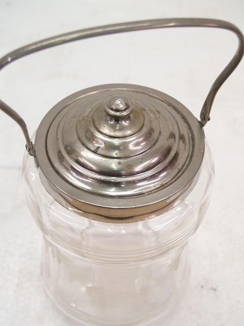 antike Glasdose Deckeldose