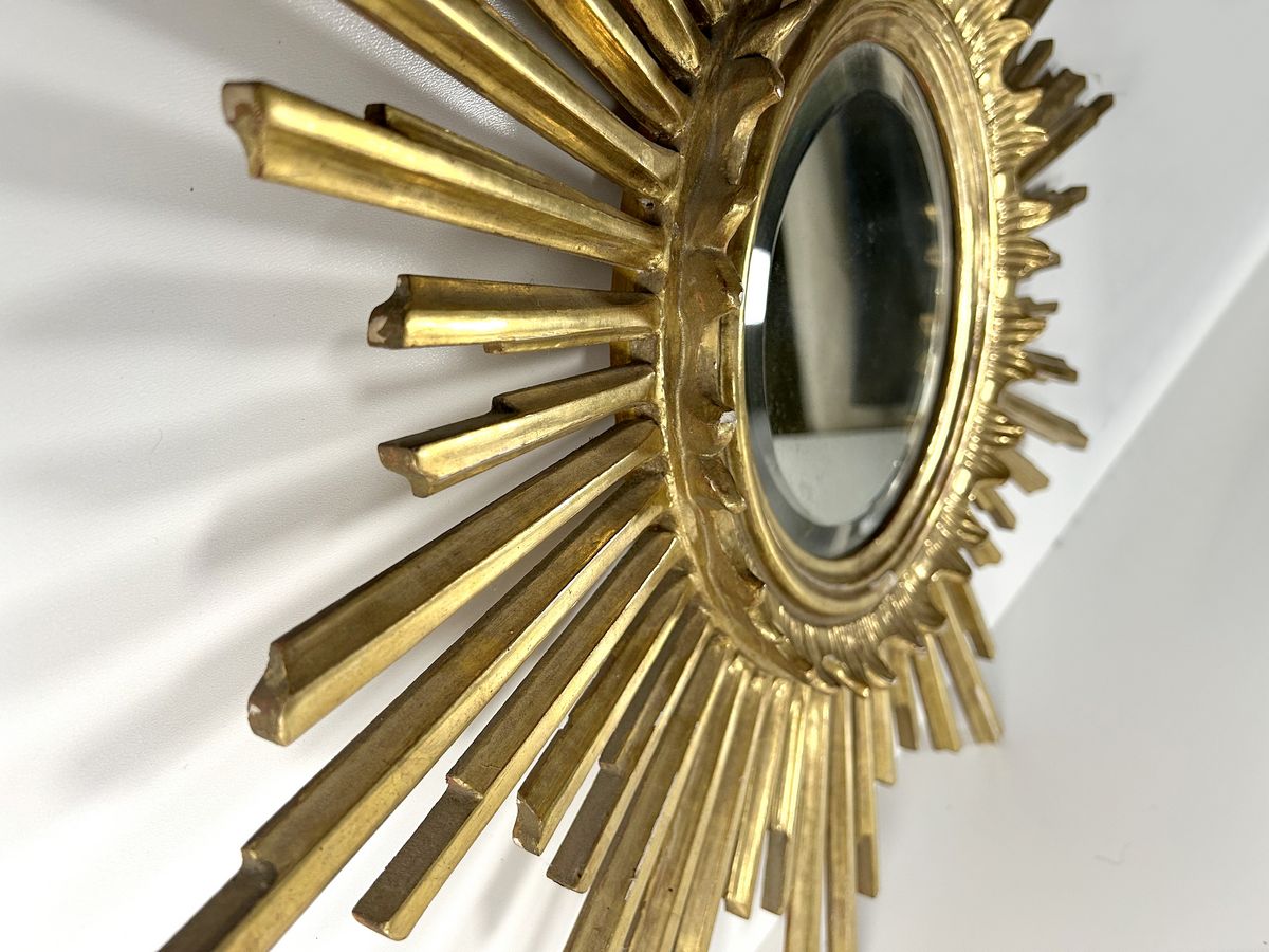 Antiker Sonnenspiegel facettierter Spiegel Zentrum Detail