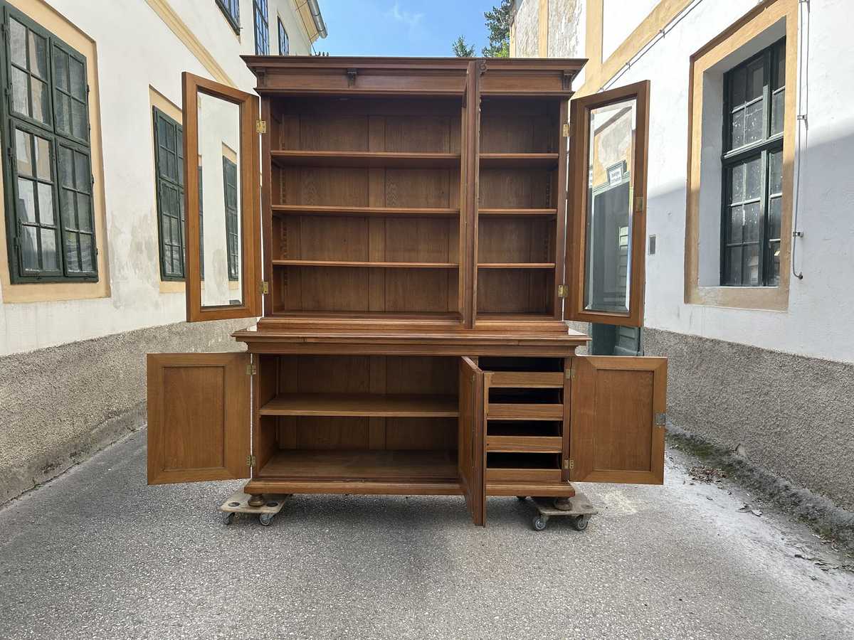 Aufsatzvitrine antik