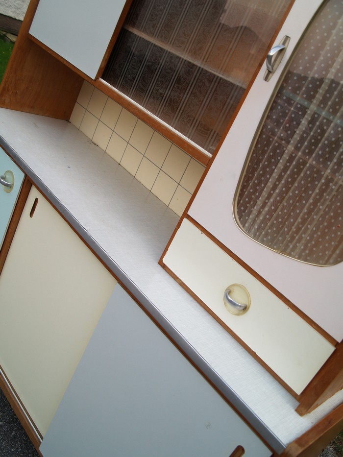 Midcentury furniture antique Pastell Kitchen