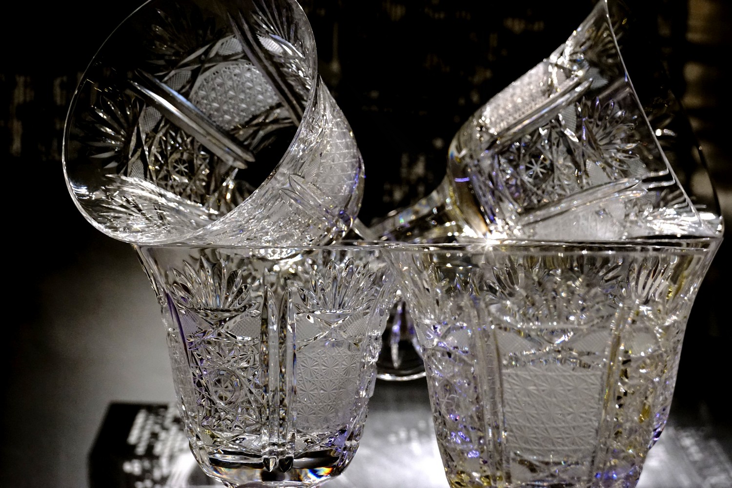 Weingläser Bleikristall Gläser aus Omas Vitrine