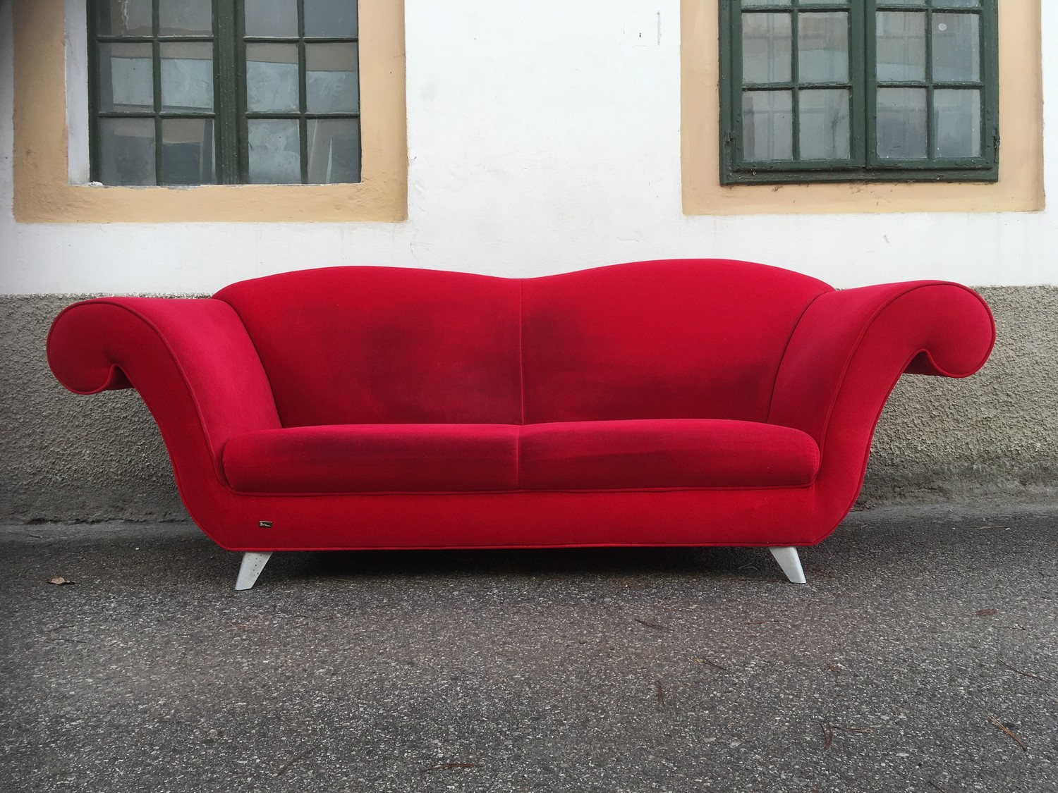 Bretz Sofa rot Designklassiker Galeriemöbel