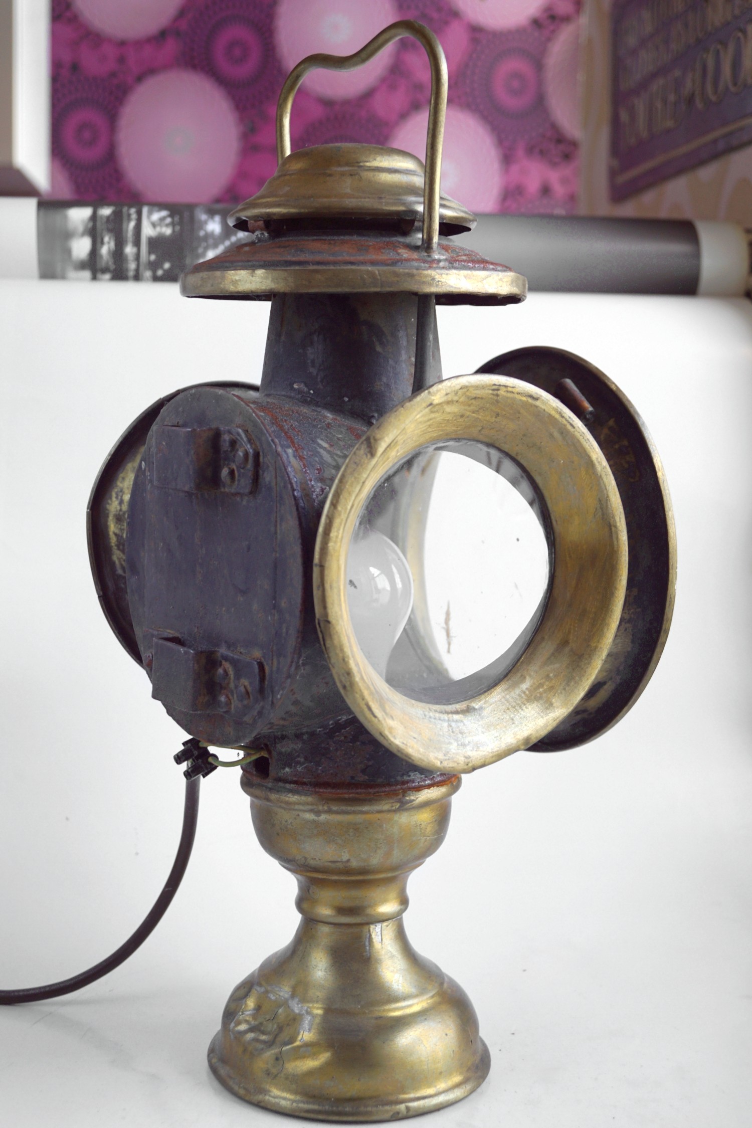 Tischlampe Tischleuchte Nachtwächter Lampe Kutscherlampe Messing antik