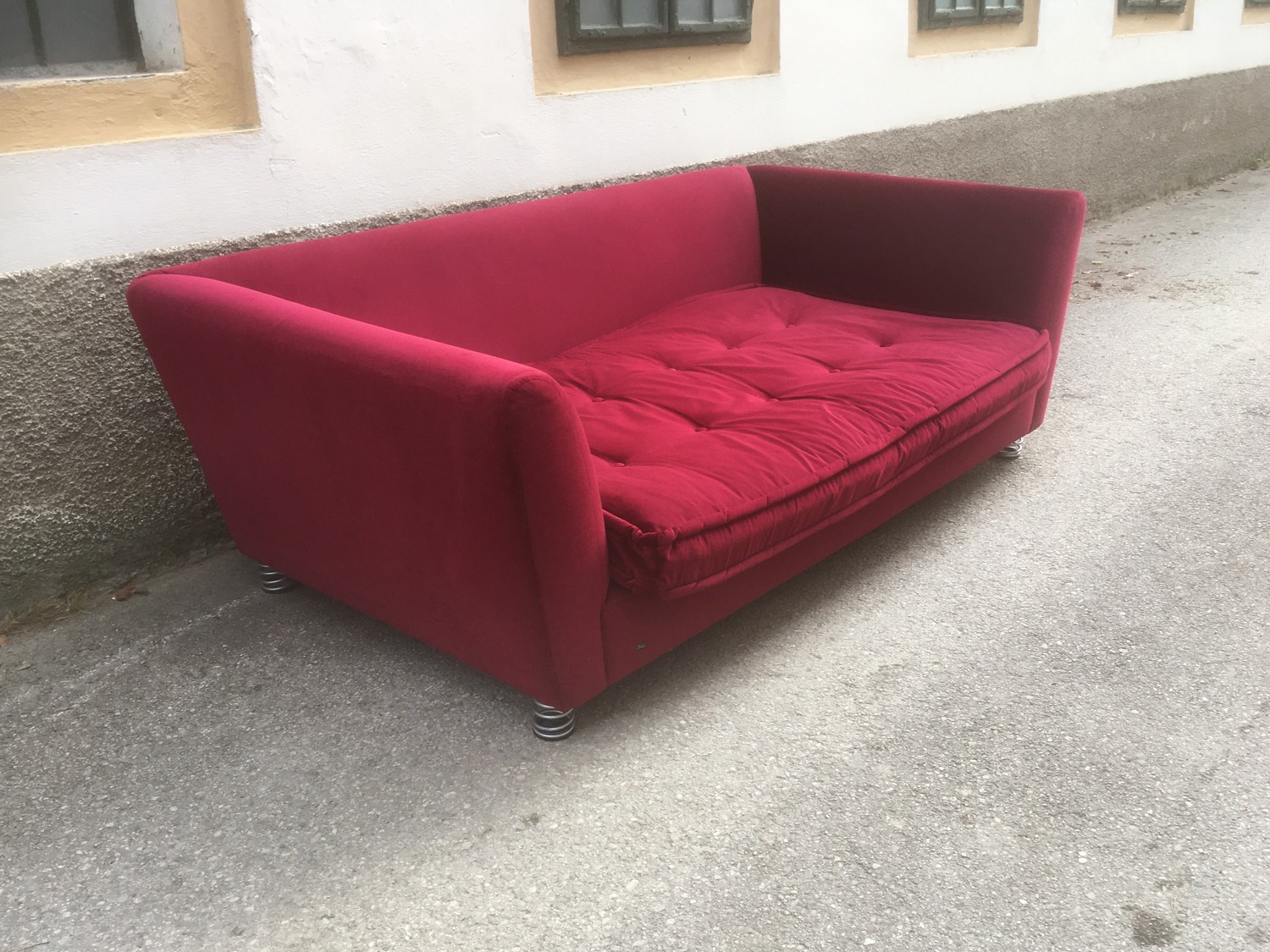 Sofa Bretz Monster bordeaux rot Design Viersitzer Federbeine