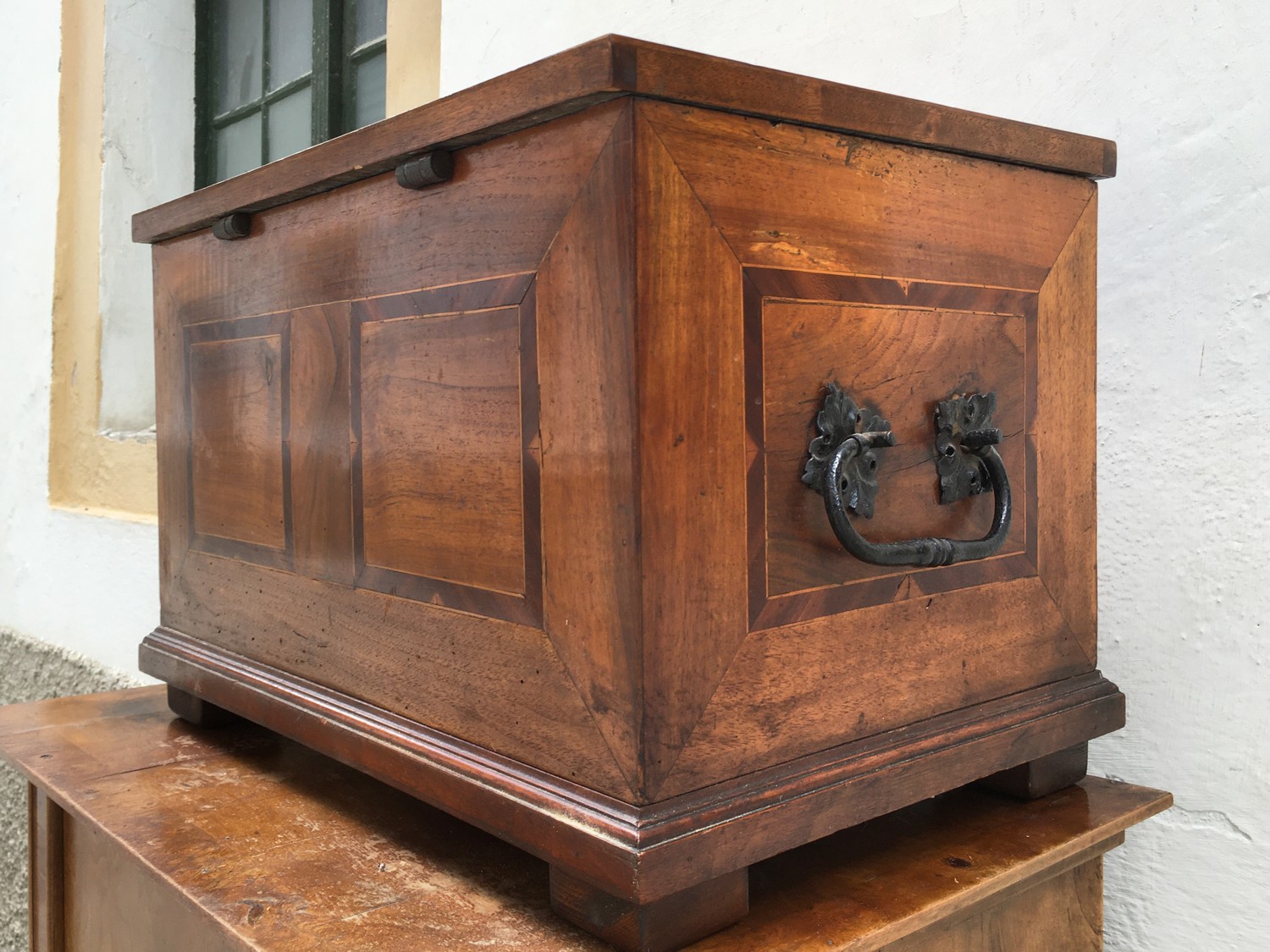 Aktentruhe antik Vollholz Antiquität