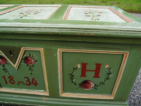 Bauerntruhe groß bemalt