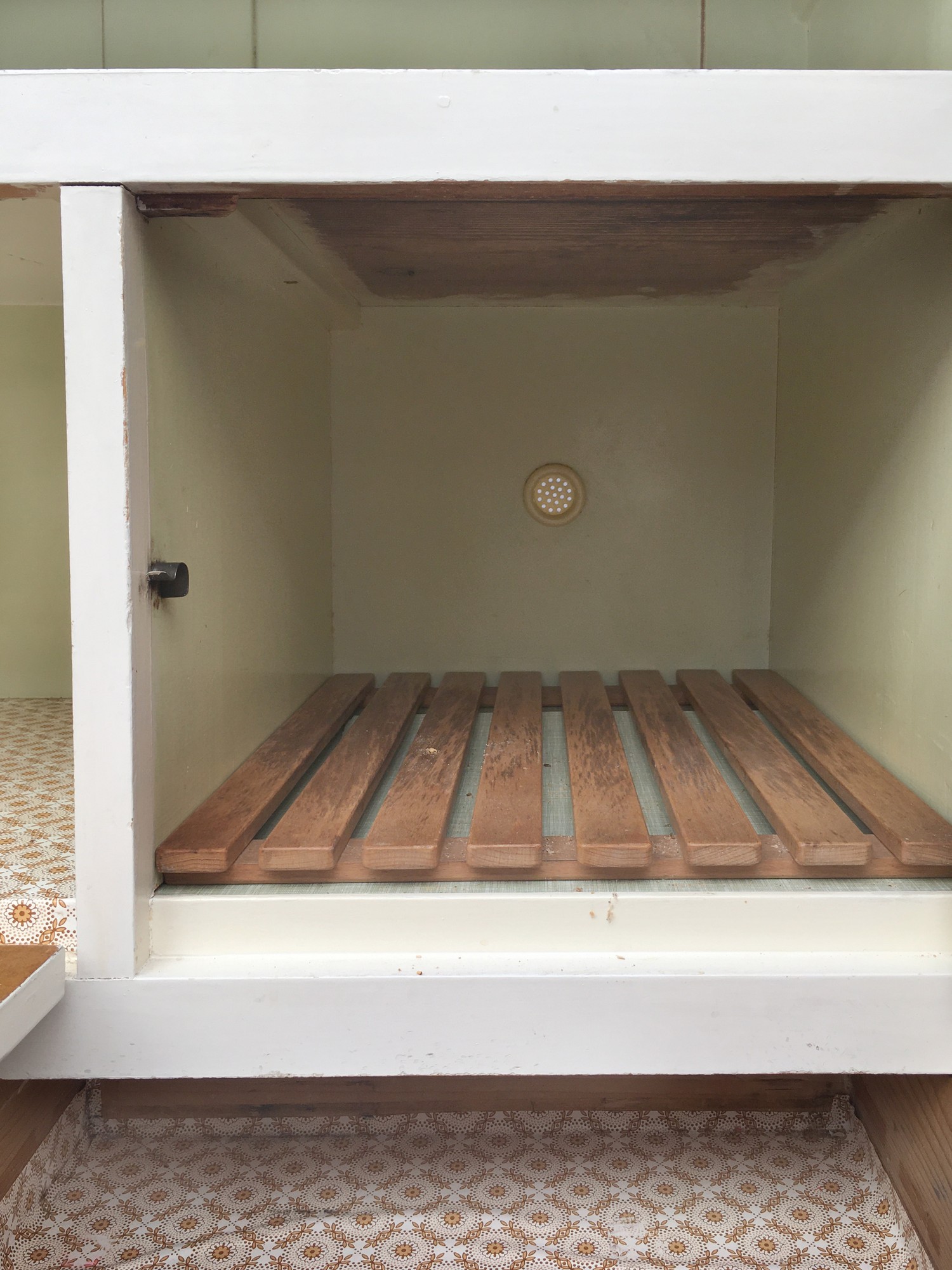 Kredenz Küchenschrank Vintage Retro dreiteilig creme MidCentury Vorratsschrank Anrichte