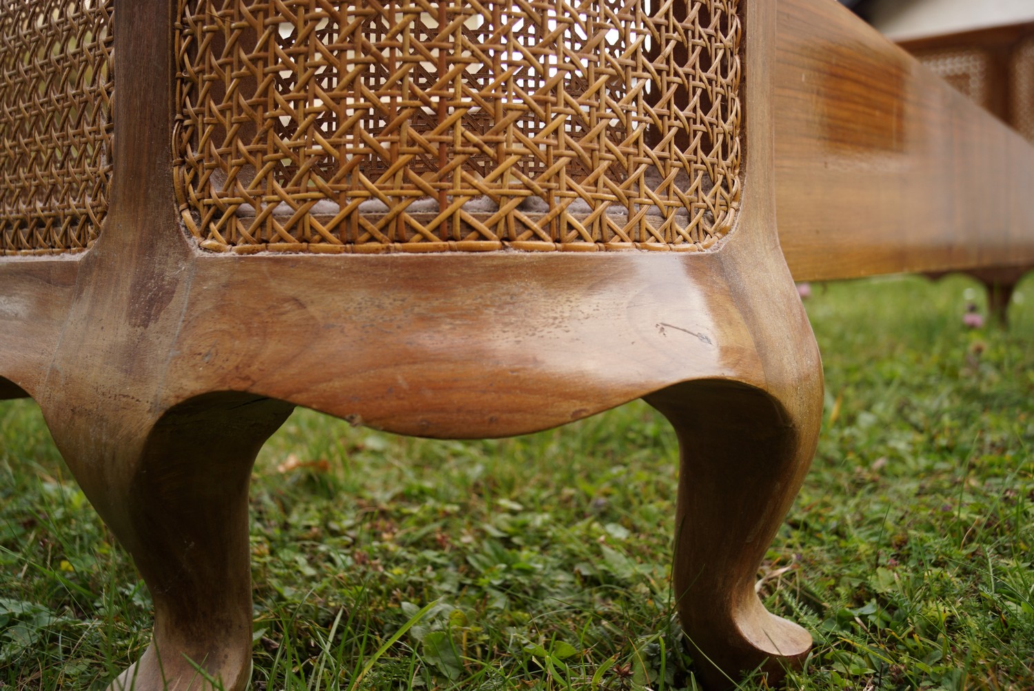 Doppelbett Chippendale antik Barockstil Vollholz Nuss Buche Möbel Wiener Geflecht Antiquität