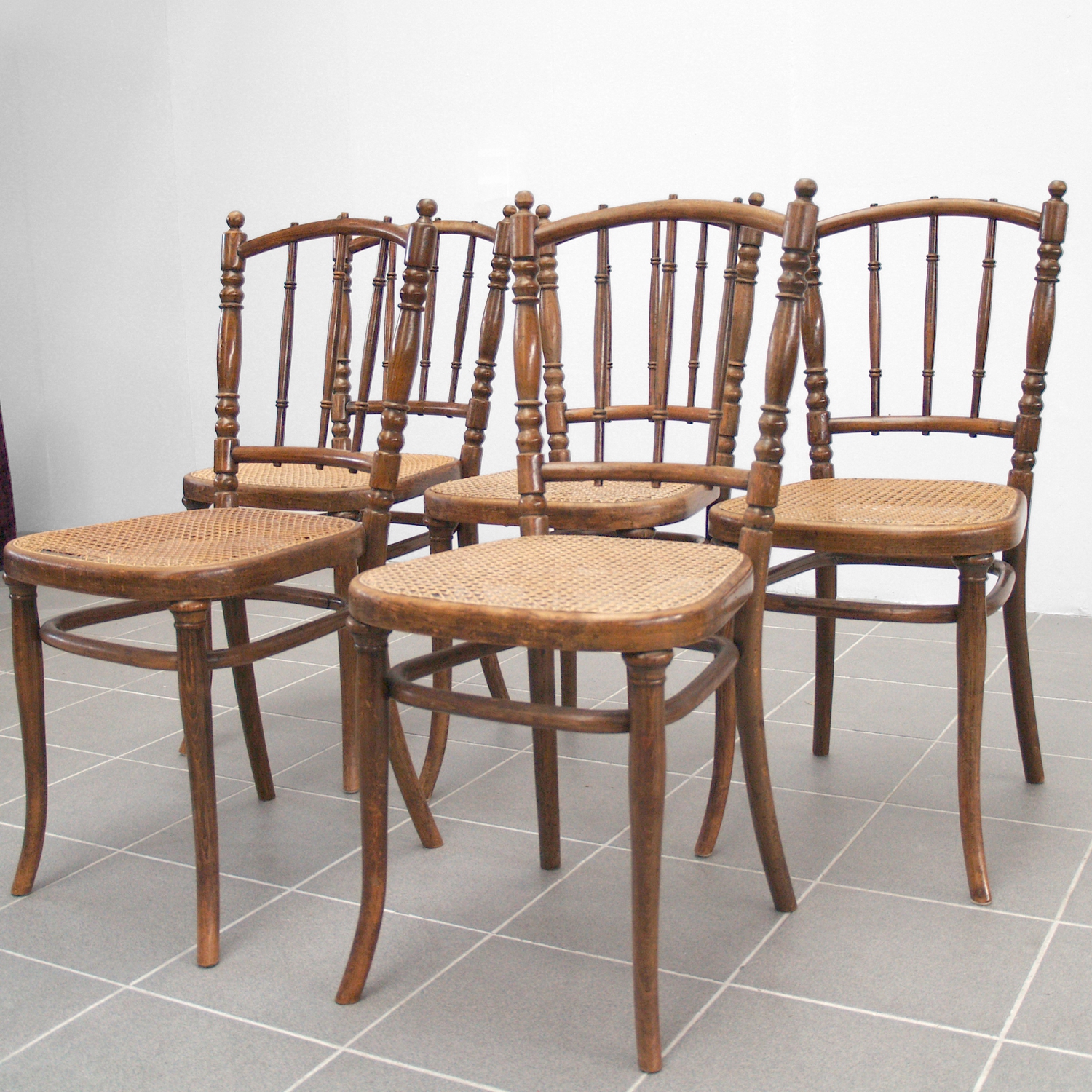 Thonet Stühle Sessel Set Wiener Geflecht antik