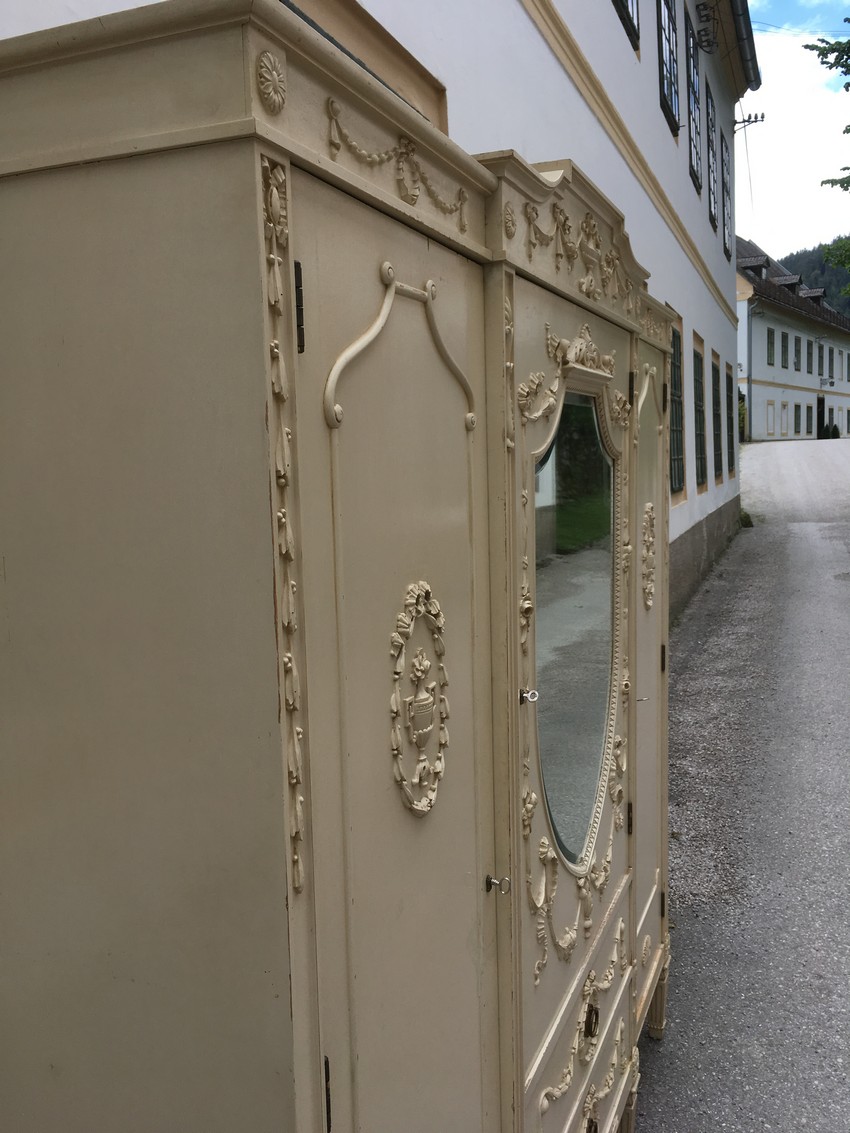 Garderobenschrank Empire