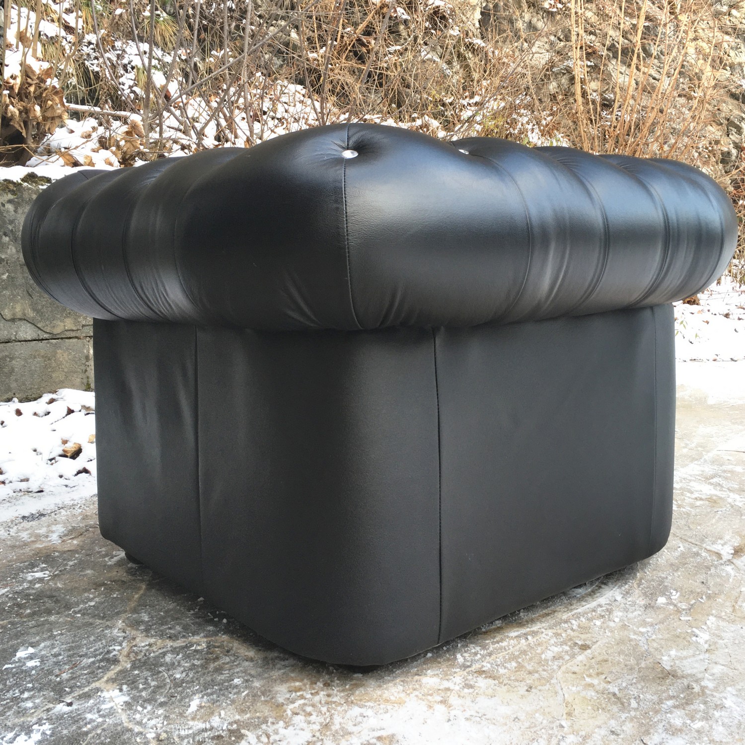 Chesterfield Sessel schwarz Kristallknöpfe Armlehnstuhl Fauteuil Antikstil noir