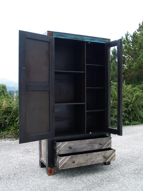 Industrial Style Dielenschrank