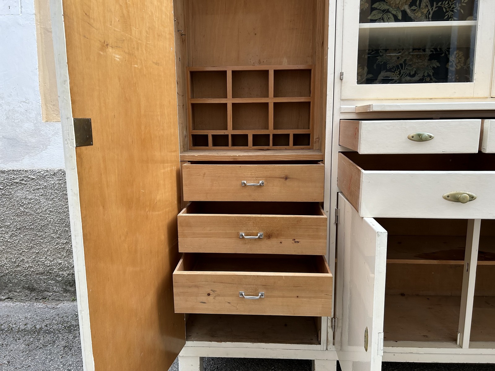 Küchenschrank antik MidCentury Vintage Möbel creme Omas Schüttenregal