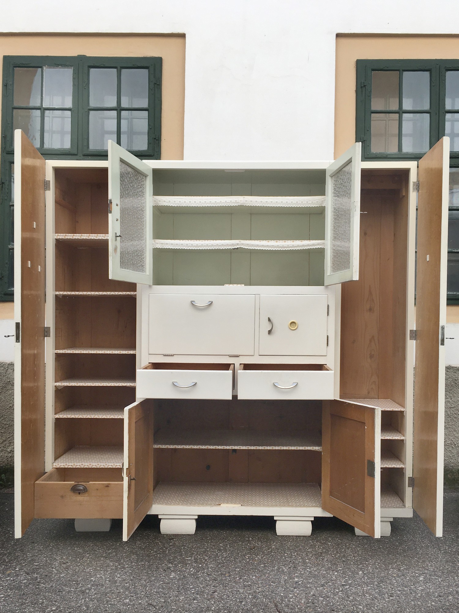 Küchenschrank Vintage creme Omas Schrank antik Vorratsschrank