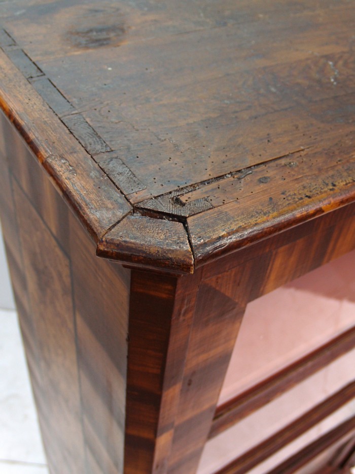 Vitrinenschrank bemalt antik