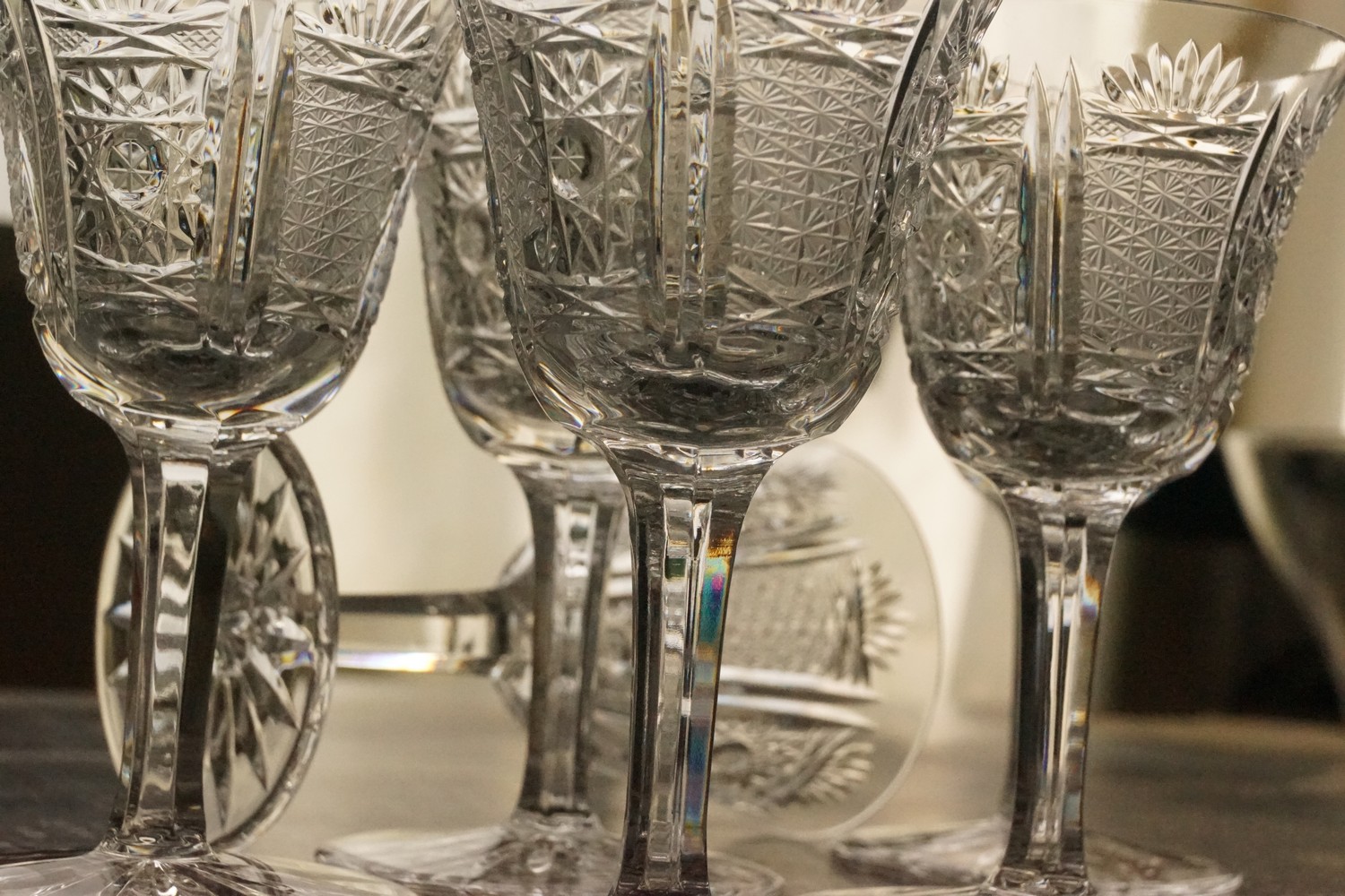 Bleirkristall Gläser geschliffen Vintage neuwertig vitrinengepflegt Likör Schnaps