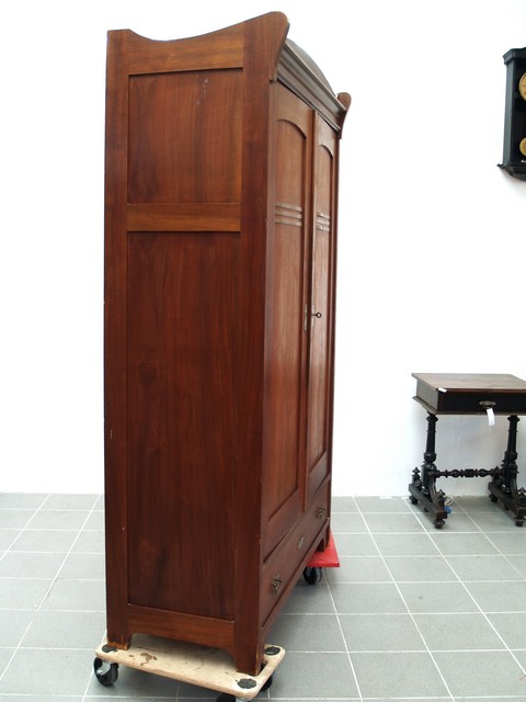 Jugendstil Kleiderschrank