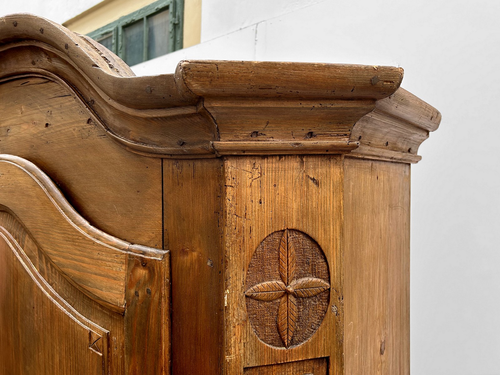 Antiker Bauernschrank Barock antike Möbel