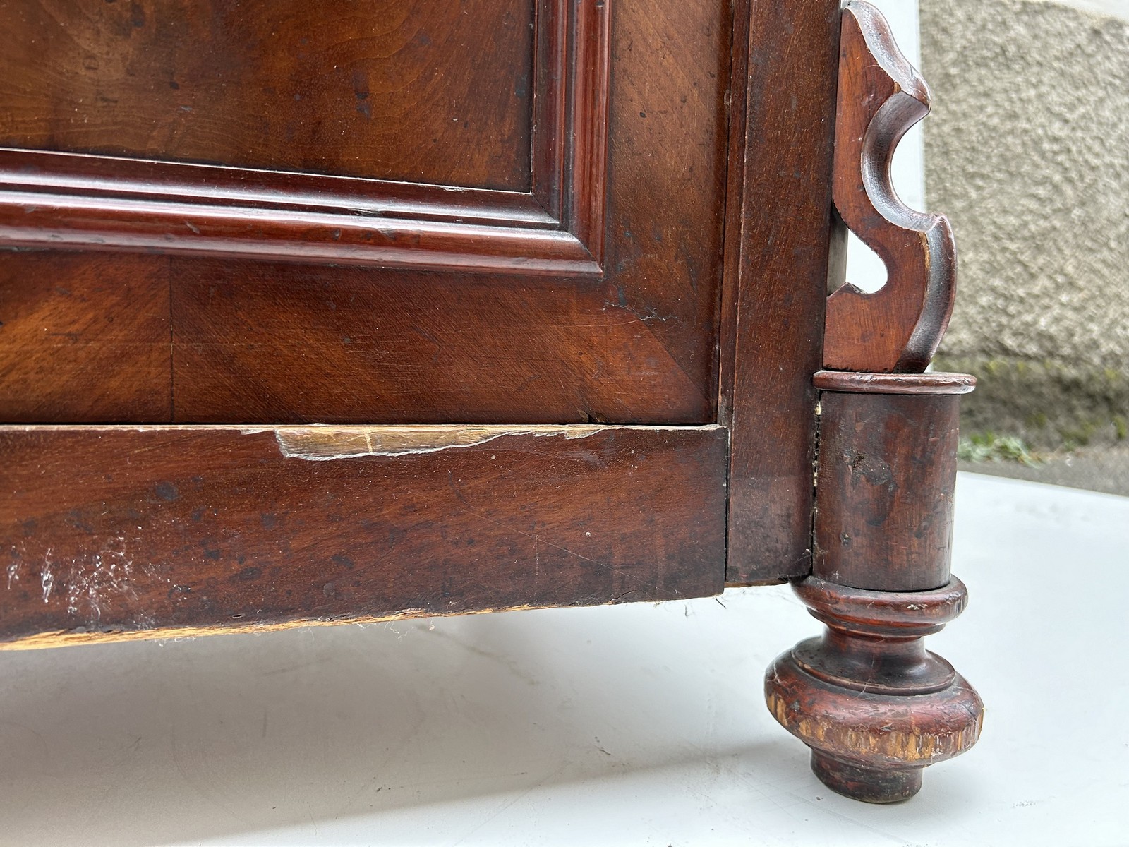 Spätbiedermeier Vertiko Halbschrank ca. 1860 mit Aufsatz antik