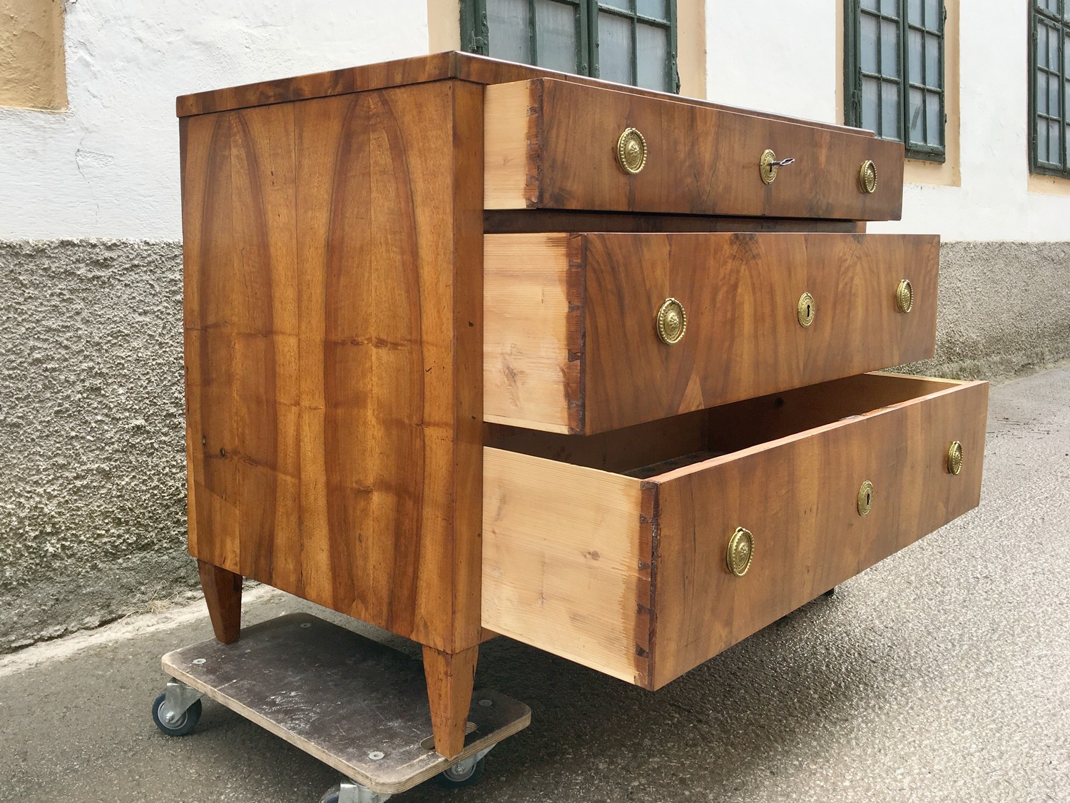 Kommode Ladenkommode Biedermeier Nussholzfurnier antik original