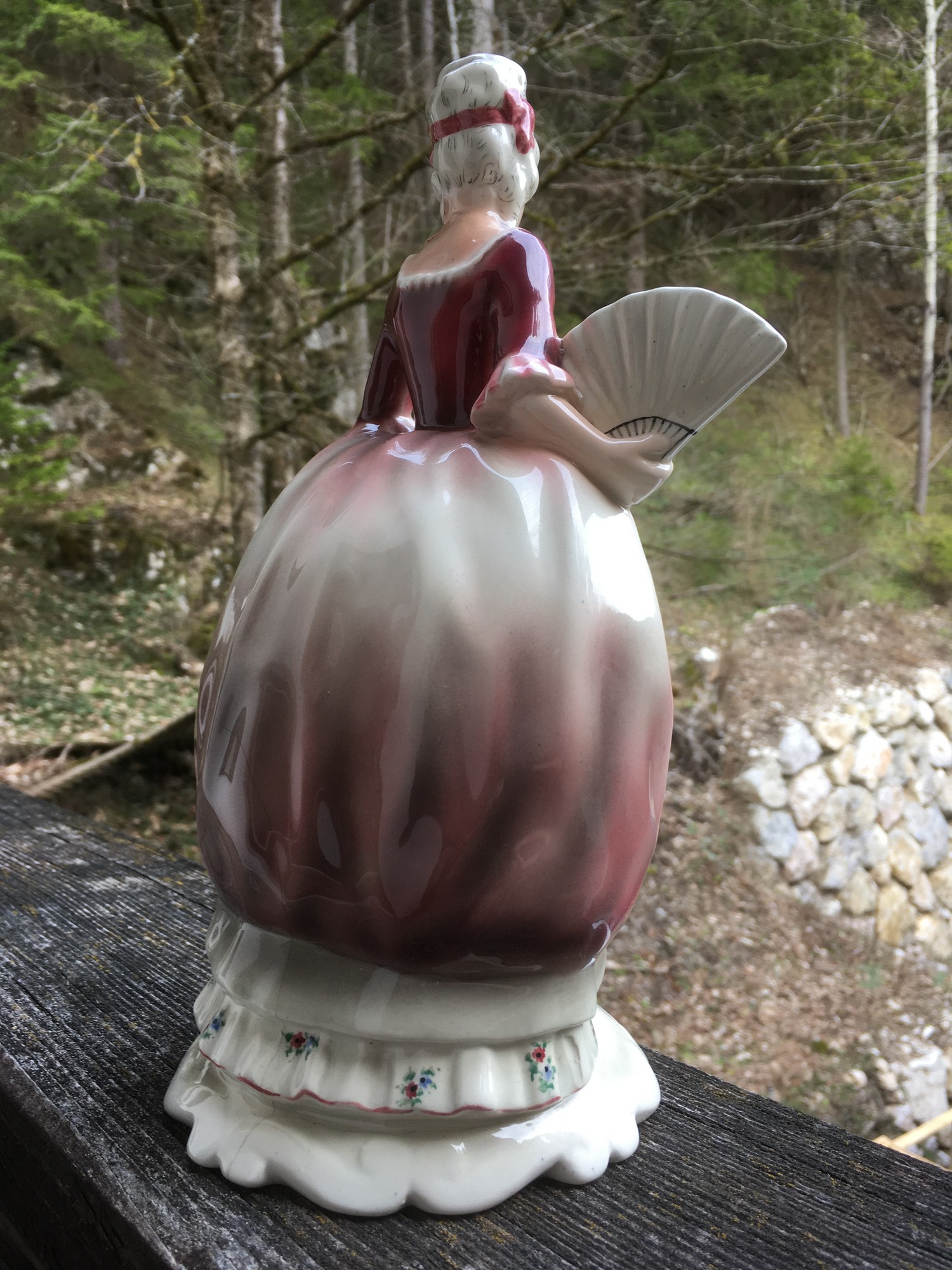 Keramos Figur Sophie aus der Oper "Der Rosenkavalier" Austrian Ceramic