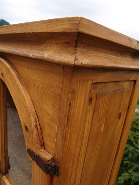 Schrank Vollholz Vitrine