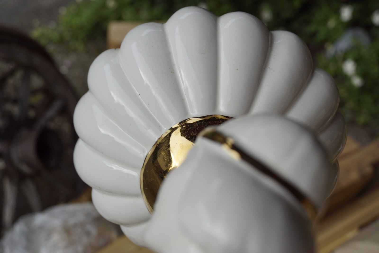 Schale mit Vergoldung