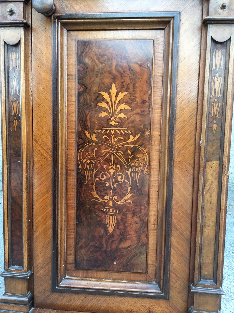 Schrank Gründerzeit INtarsien