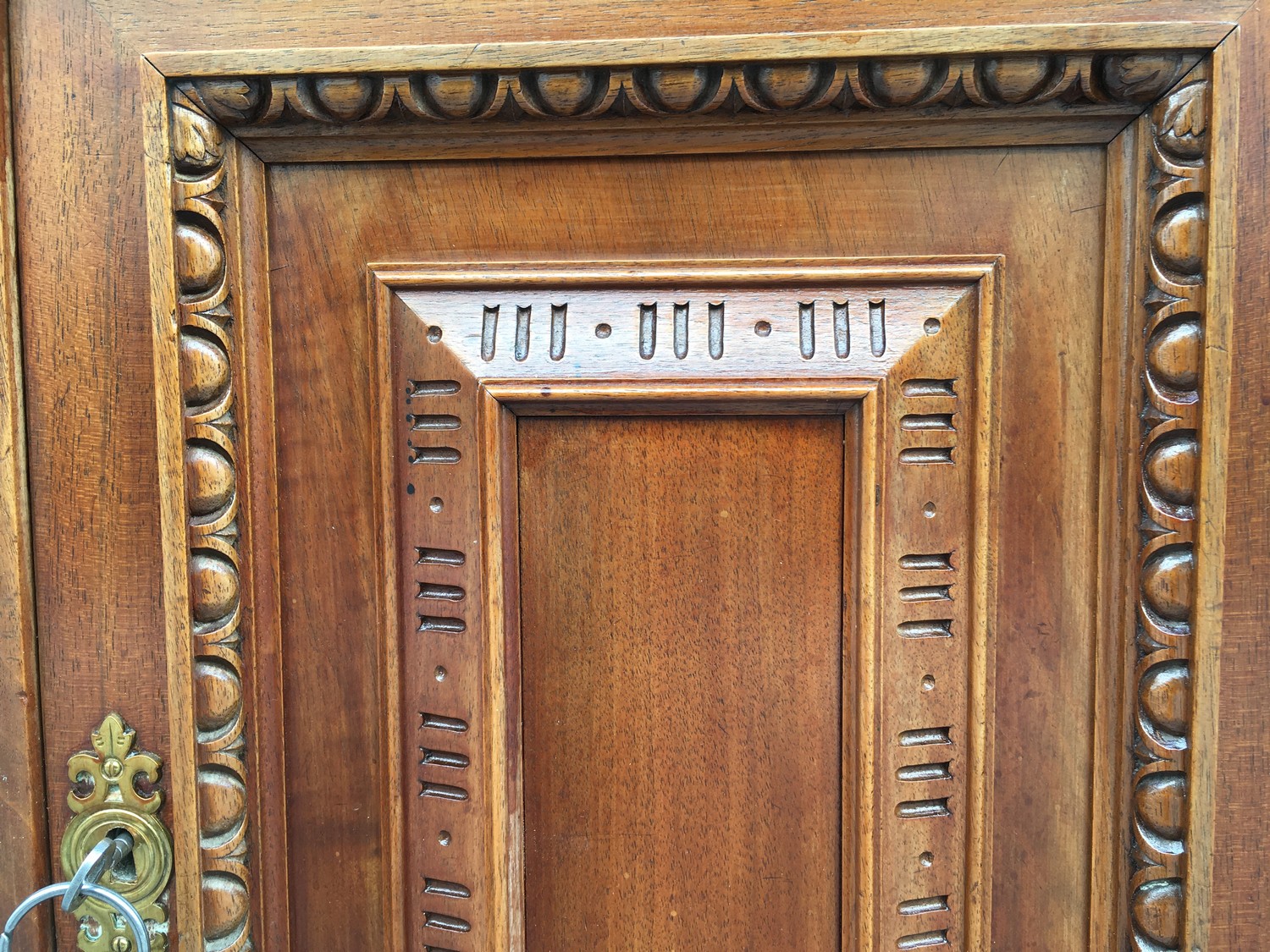 Schreibtisch Historismus antik restauriert groß Freisteher Herrenschreibtisch