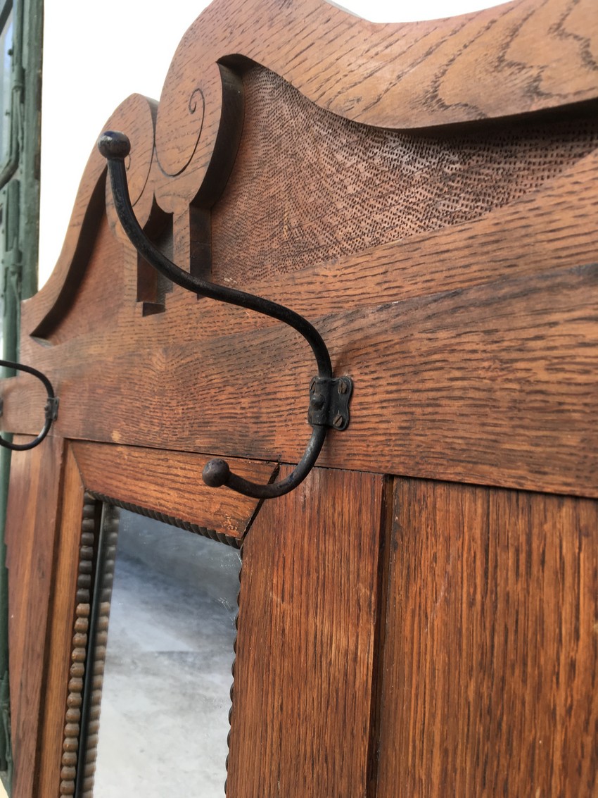 Garderobe Schirmstaender antik