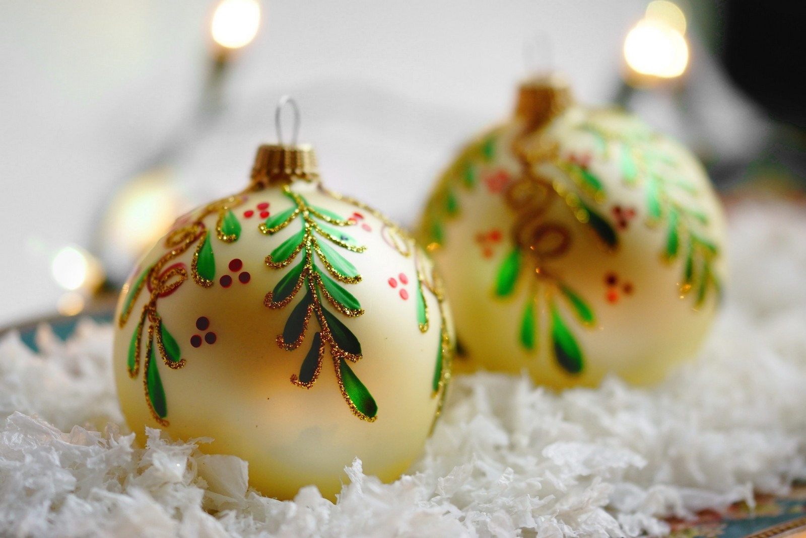 Christbaumkugel Glas mundgeblasen handgemacht lauscha Bauernweihnachtsbaum glitzer ranken handbemalt