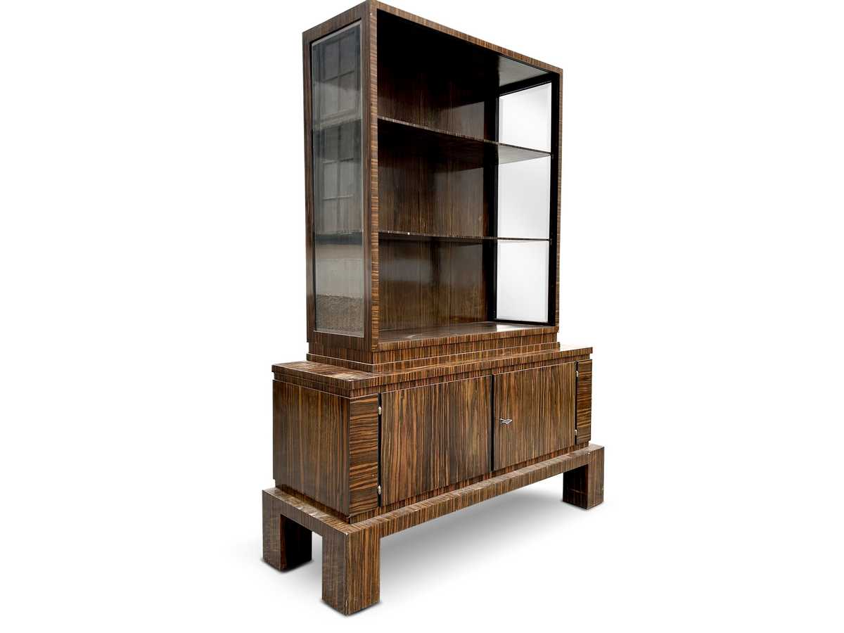 Art Deco Vitrine
