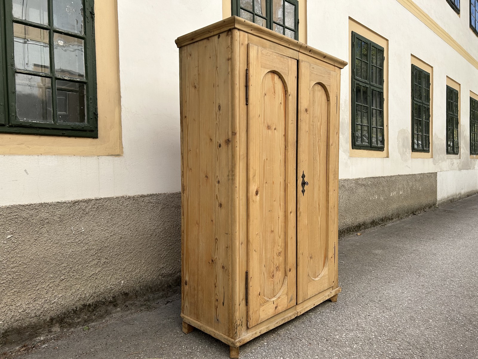 Naturholzschrank antik Biedermeier