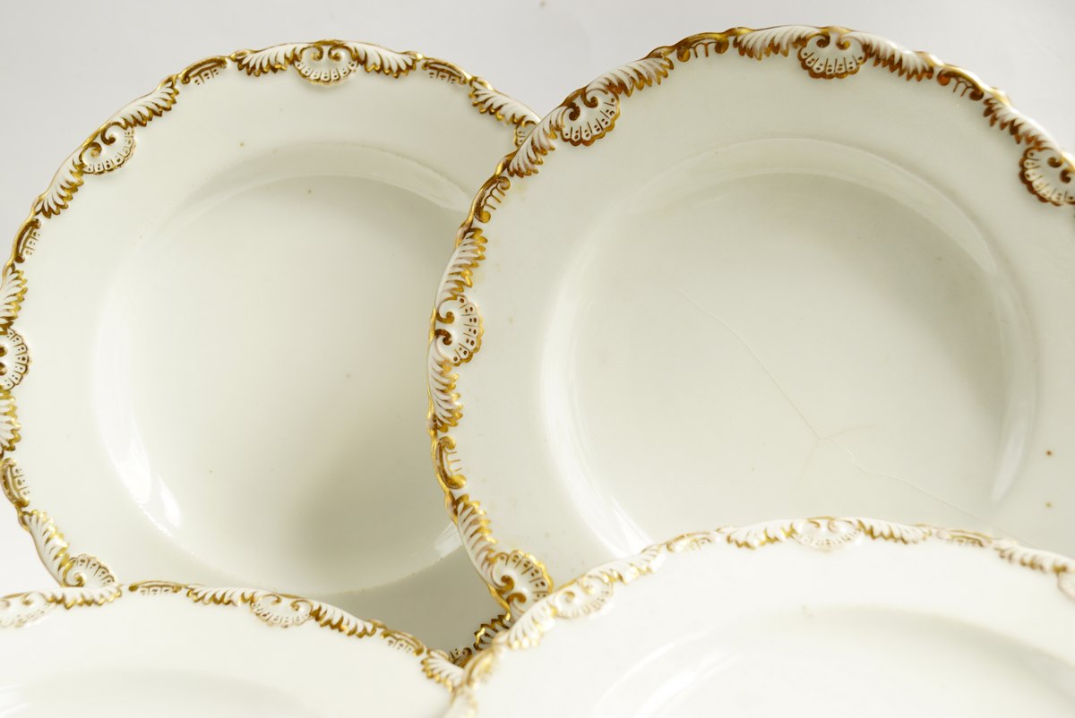 Goldrand Goldverzierung antikes Carlsbad Porzellan Biedermeier