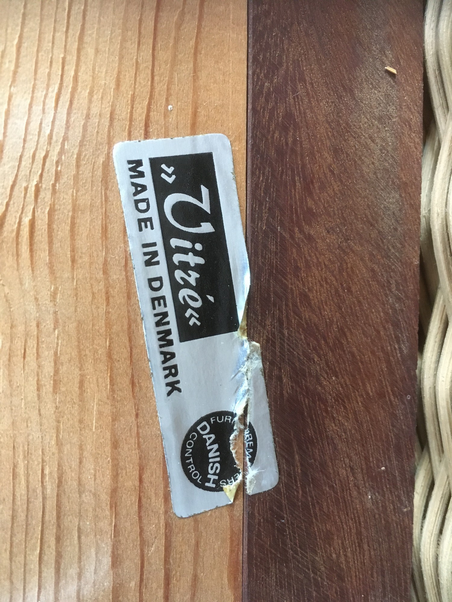 Handarbeitstisch Tisch Nähtisch Teak Design Ejvind Johansson für Vitré 60er Jahre