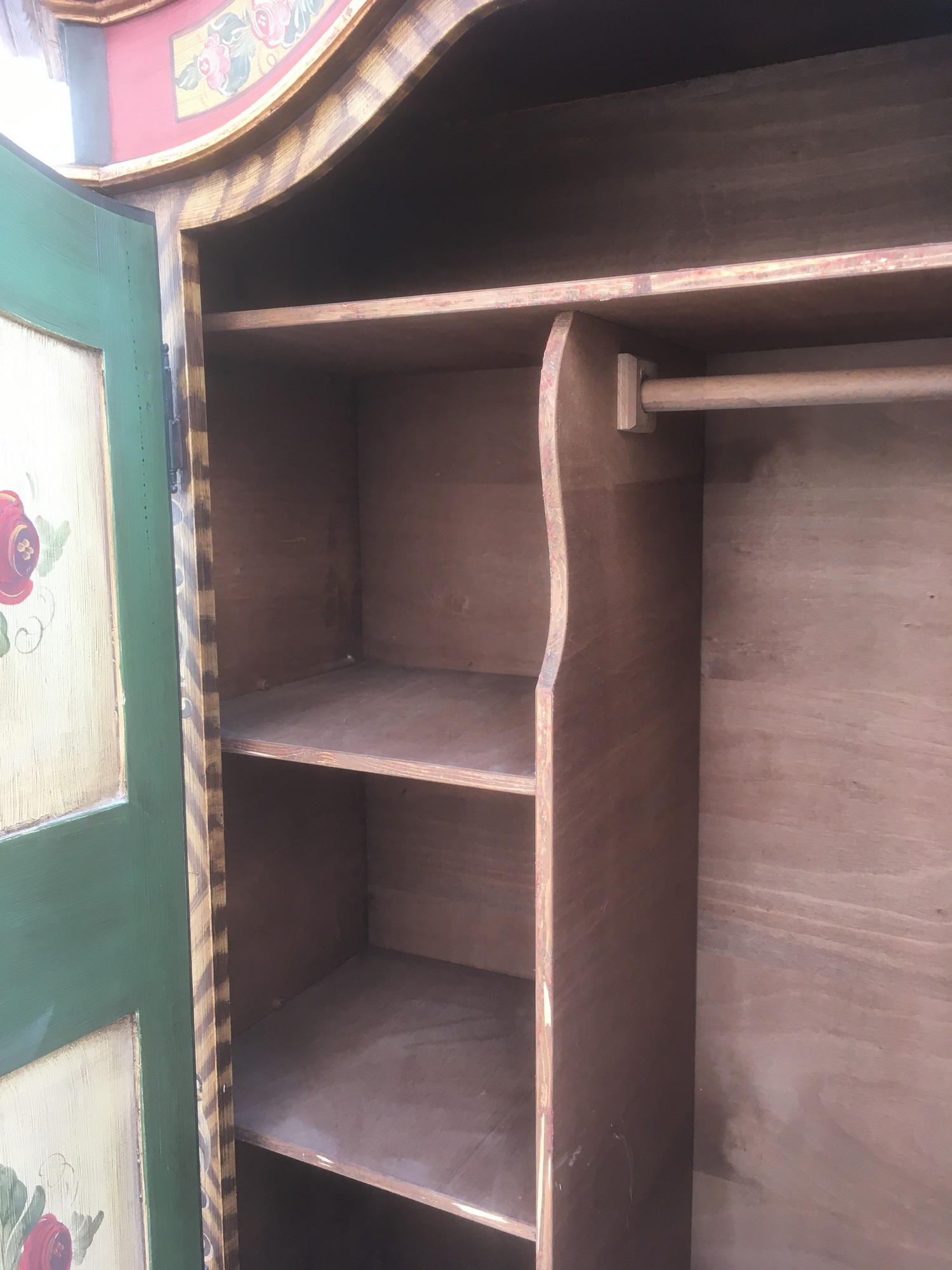 Bauernschrank Kleiderschrank Schrank handbemalt Bauernkasten Landhaus