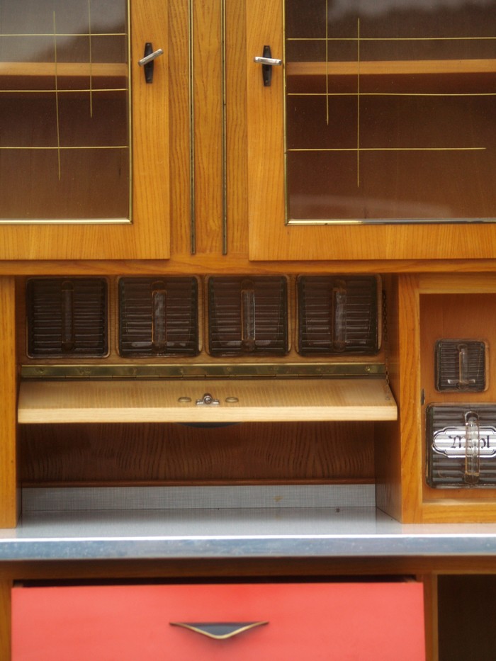 Daisy Küchenschrank