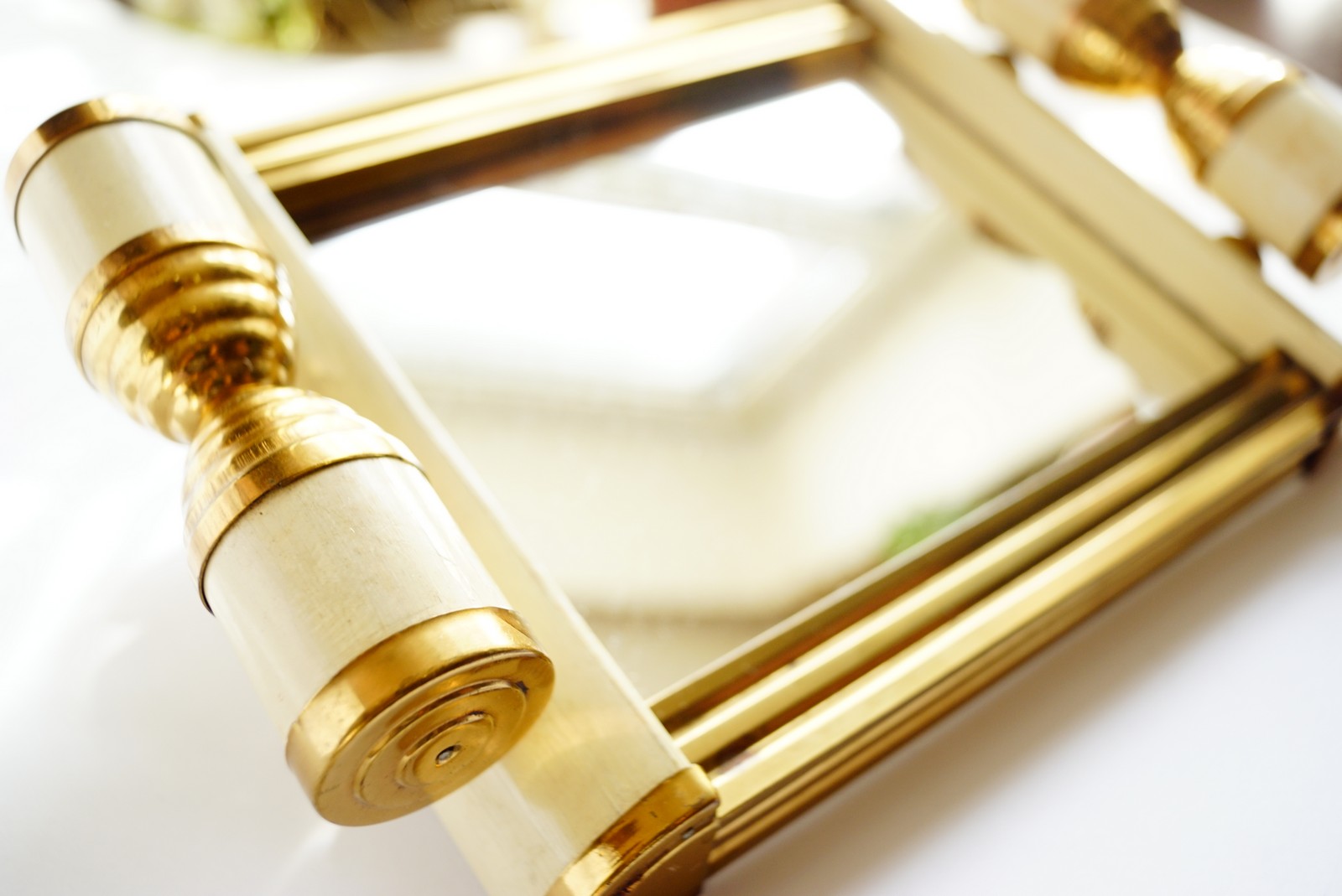 Antik Tablett Art Deco 1920 creme-weiß für Rauchertisch Spiegel Ablage