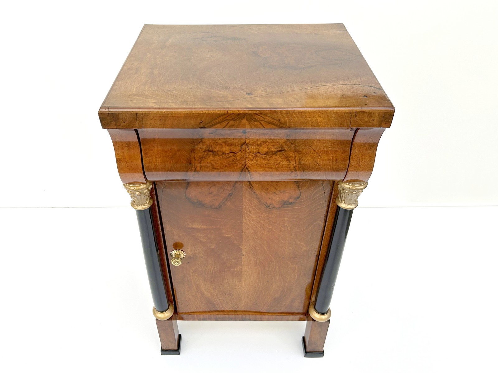 antike Möbel Biedermeier Kommode Nuss restauriert shipping USA worldwide