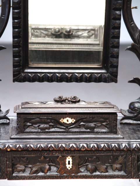 Klassizismus Schminktisch